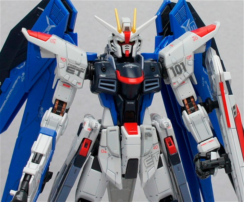 Freedom Gundam - Gundam - RG 1/144 - Bandai
