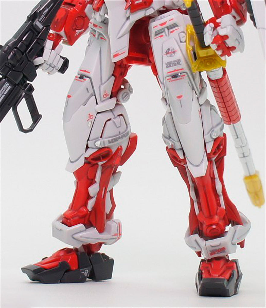 MBF-P02 Gundam Astray Red Frame - Gundam - RG 1/144 - Bandai