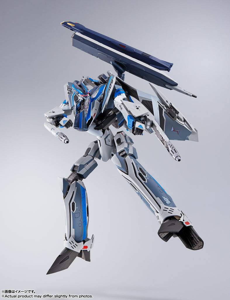 Figura VF-31AX Kairos-Plus Hayate Immelmann Use - Macross Frontier - DX Chogokin - Bandai