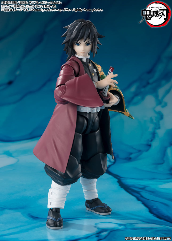 Figura Giyu Tomioka - Demon Slayer - S.H.Figuarts - Bandai