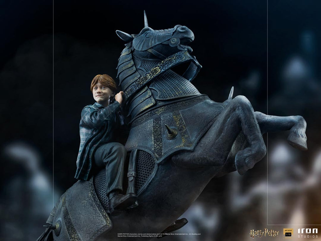 Estátua Ron Weasley at the Wizard Chess Deluxe - Harry Potter - Art Scale 1/10 - Iron Studios