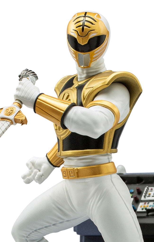 Estátua White Ranger - Mighty Morphin Power Rangers - BDS Art Scale 1/10 - Iron Studios