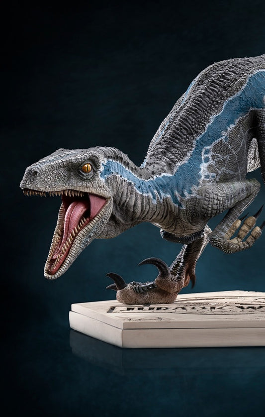 Estátua Blue - Jurassic World Fallen Kingdom - Art Scale 1/10 - Iron Studios