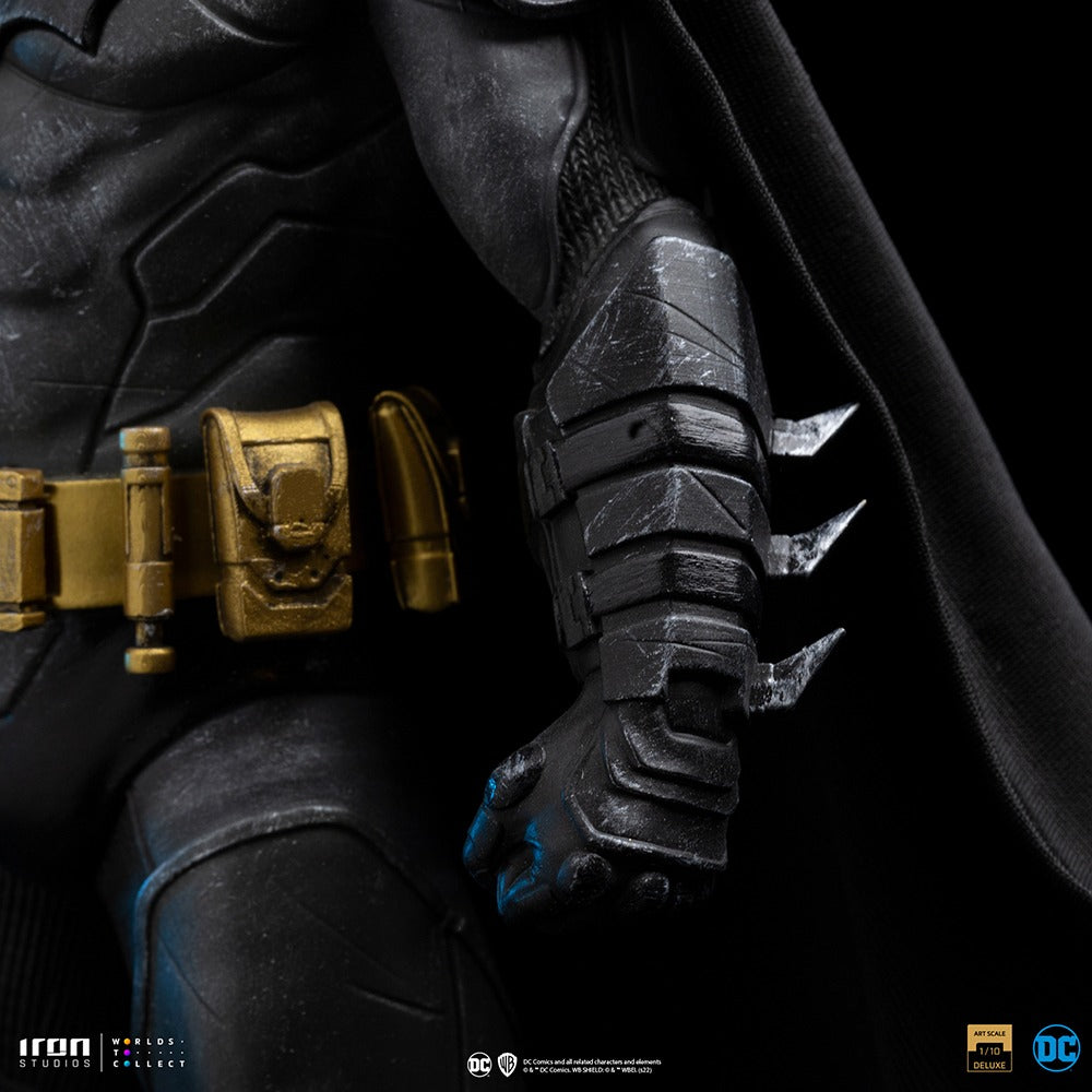 Estátua Batman Unleashed Deluxe - DC Comics - Art Scale 1/10 - Iron Studios