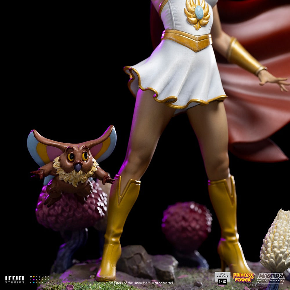 Estátua She-Ra Princesa do Poder - He-Man e os Mestres do Universo - Art Scale 1/10 - Iron Studios