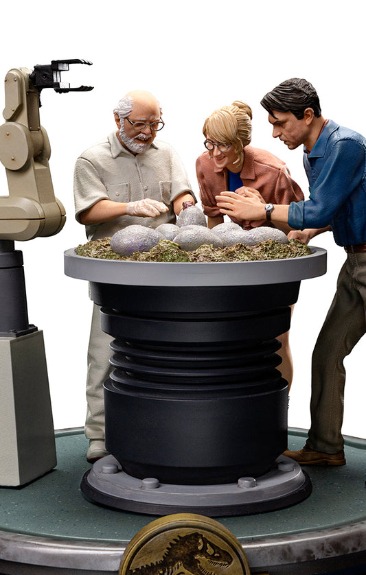 Estátua Dino Hatching Deluxe - Jurassic Park - Art Scale 1/10 - Iron Studios