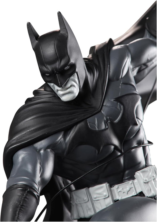 Estátua Batman Black and White by Inhyuk Lee - DC Comics - 1/10 Scale - McFarlane