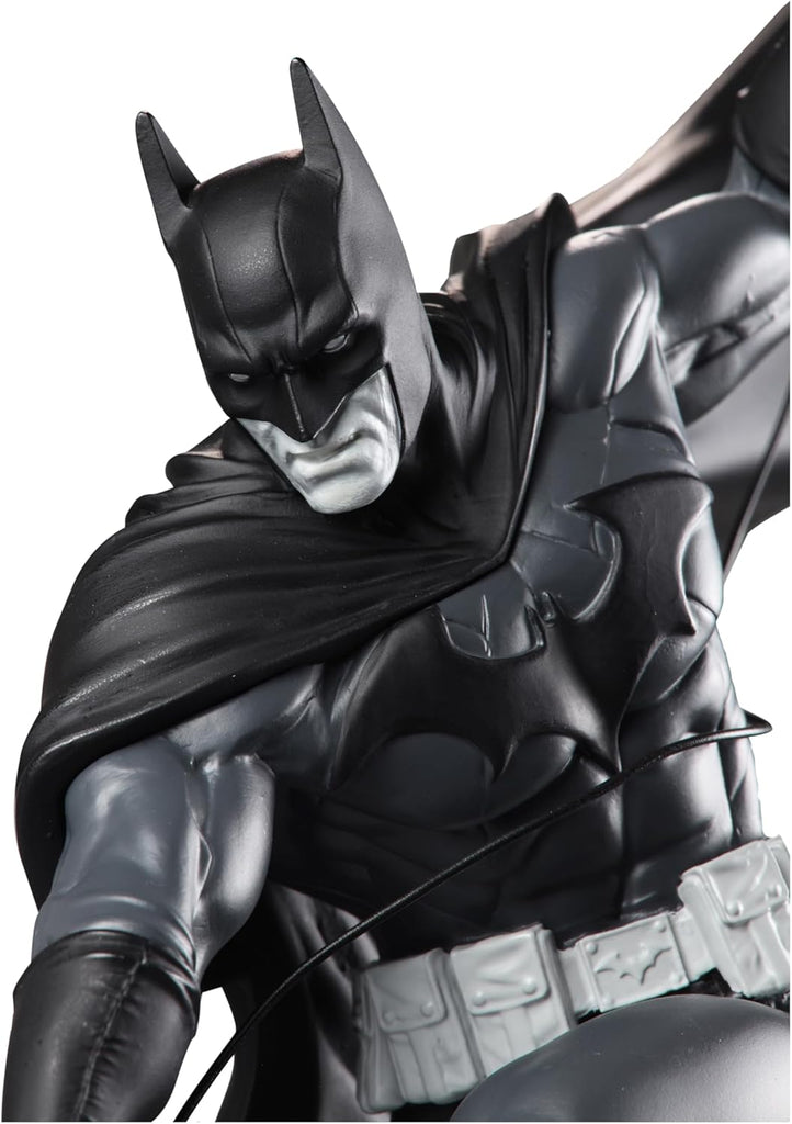 Estátua Batman Black and White by Inhyuk Lee - DC Comics - 1/10 Scale - McFarlane