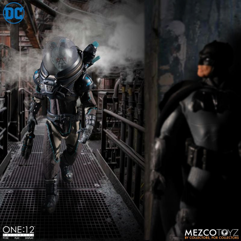 Mr. Freeze Deluxe Edition - DC - 1/12 Collective - Mezco