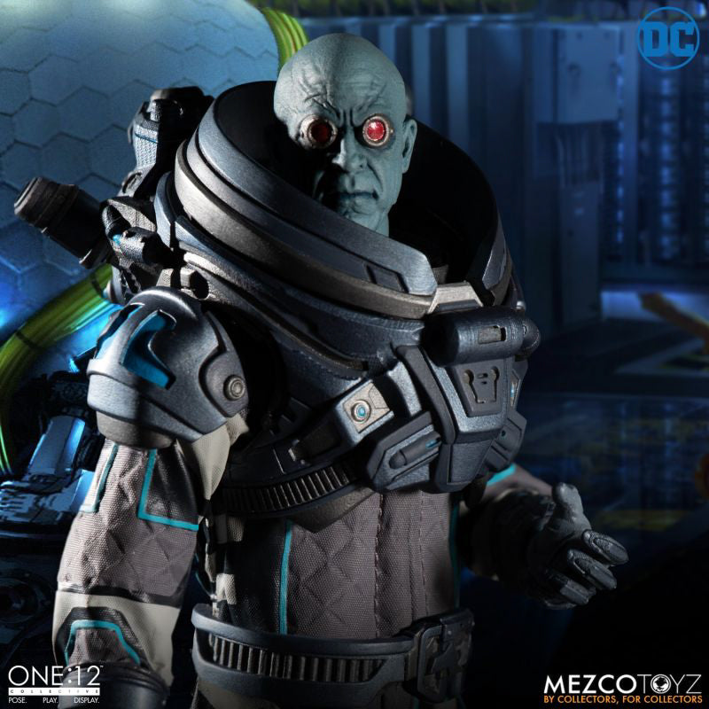 Mr. Freeze Deluxe Edition - DC - 1/12 Collective - Mezco