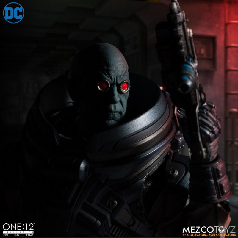 Mr. Freeze Deluxe Edition - DC - 1/12 Collective - Mezco