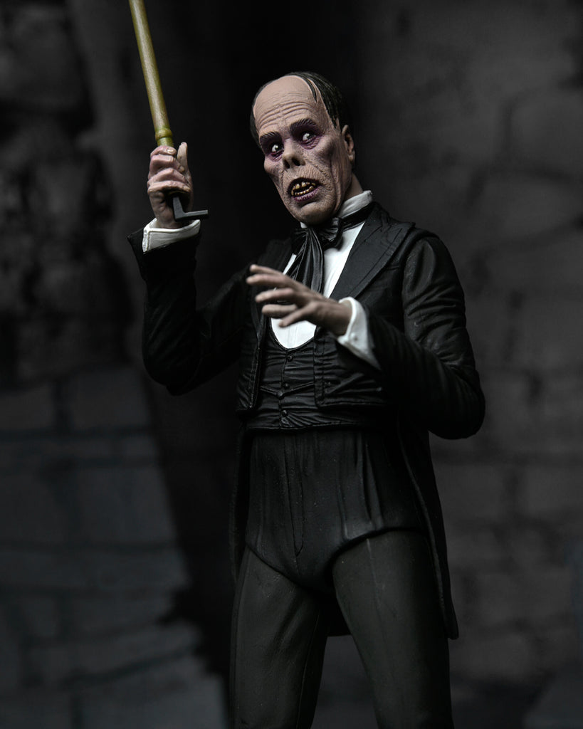Figura Ultimate Phantom Color - O Fantasma da Ópera 1925 - 7'' Scale - Neca