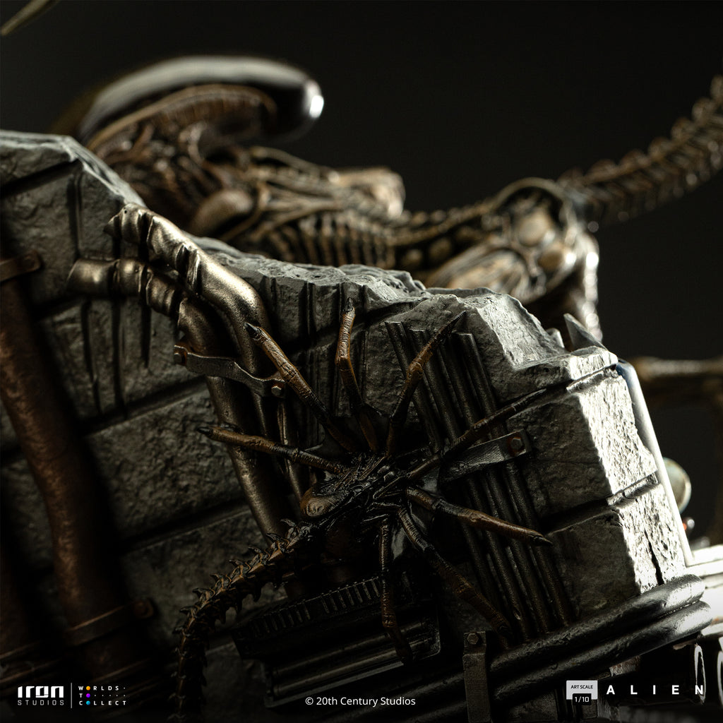 Estátua Ellen Ripley and Dog Alien - Alien 3 - Art Scale 1/10 - Iron Studios