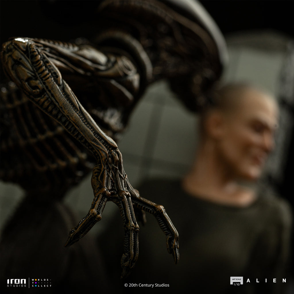 Estátua Ellen Ripley and Dog Alien - Alien 3 - Art Scale 1/10 - Iron Studios