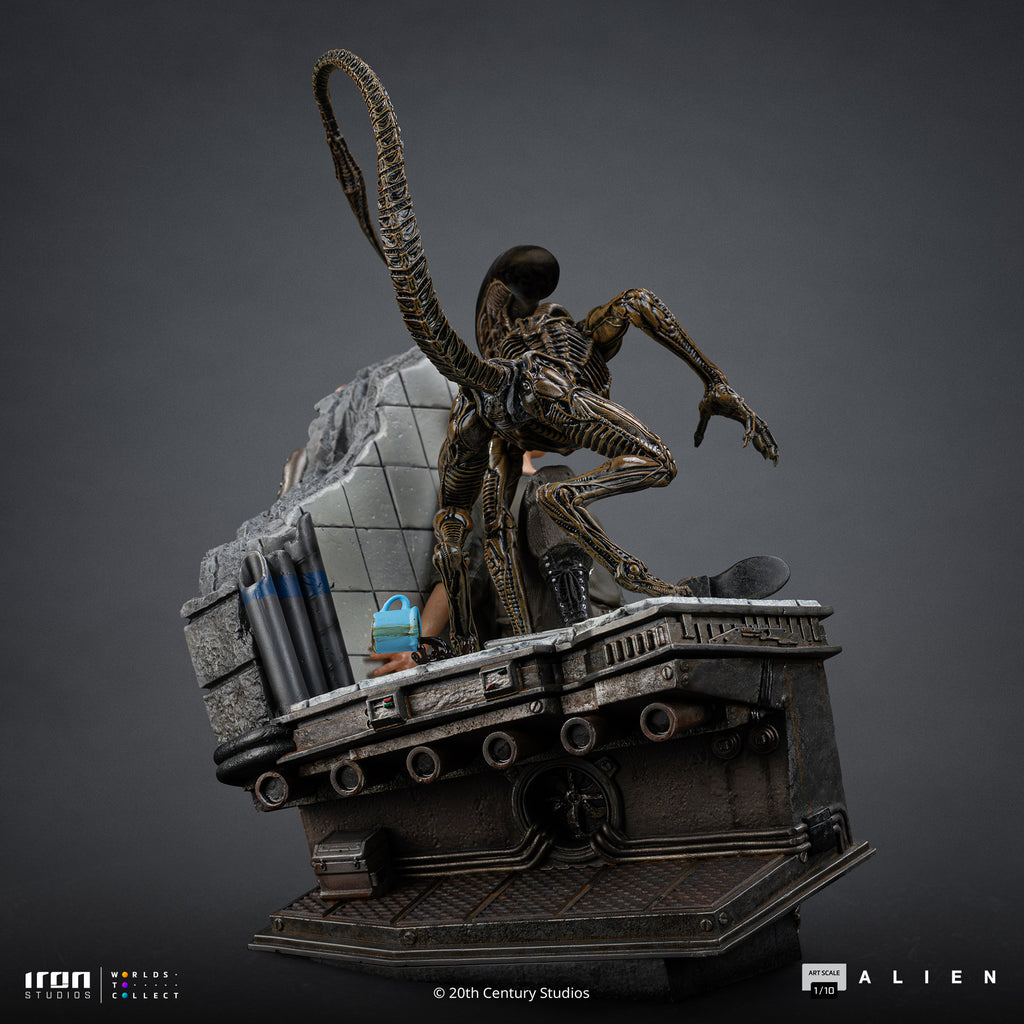 Estátua Ellen Ripley and Dog Alien - Alien 3 - Art Scale 1/10 - Iron Studios