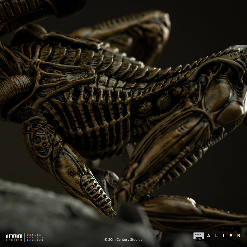 Estátua Ellen Ripley and Dog Alien - Alien 3 - Art Scale 1/10 - Iron Studios