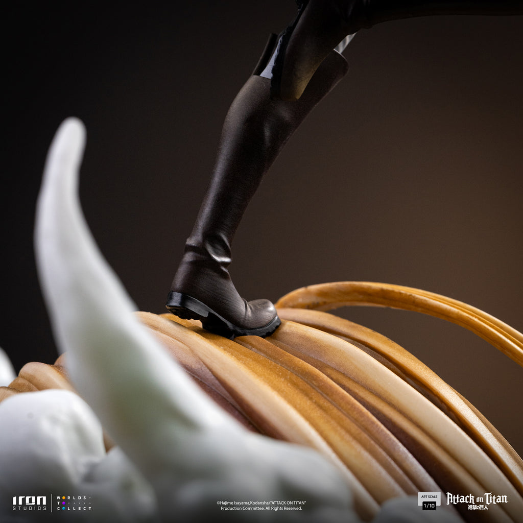 Estátua Eren Yeager - Attack on Titan - Art Scale 1/10 - Iron Studios