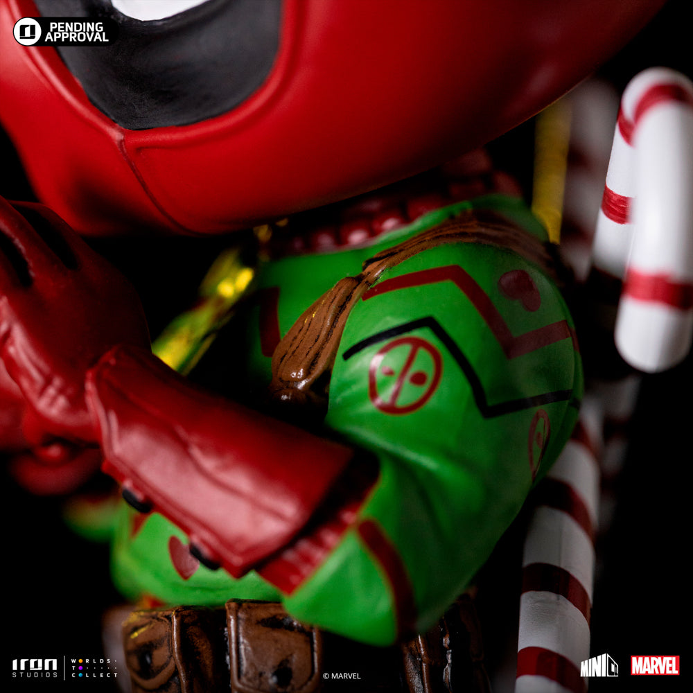 Estátua Deadpool Holidays Ver - Marvel Comics - MiniCo - Iron Studios