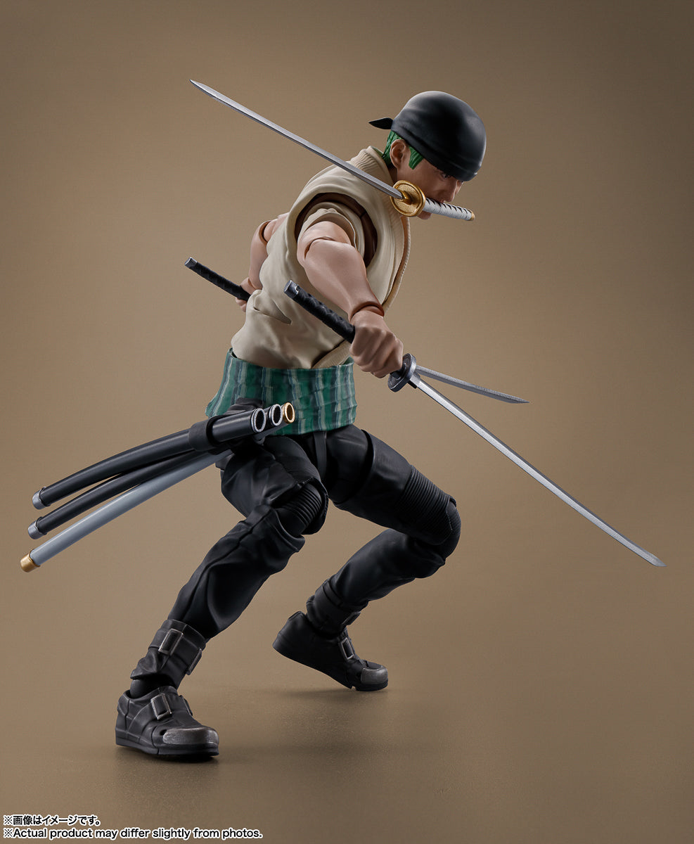 Figura Roronoa Zoro - Netflix Serie One Piece - S.H.Figuarts - Bandai
