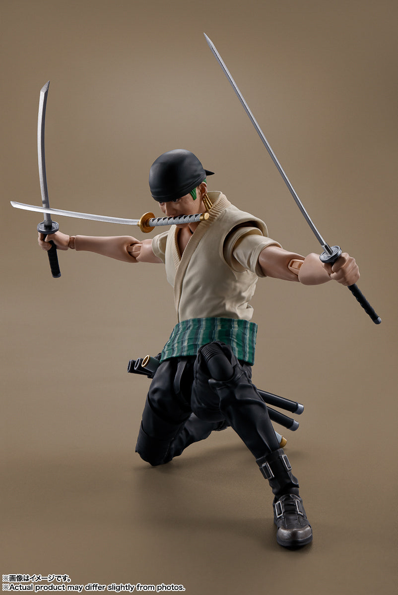 Figura Roronoa Zoro - Netflix Serie One Piece - S.H.Figuarts - Bandai