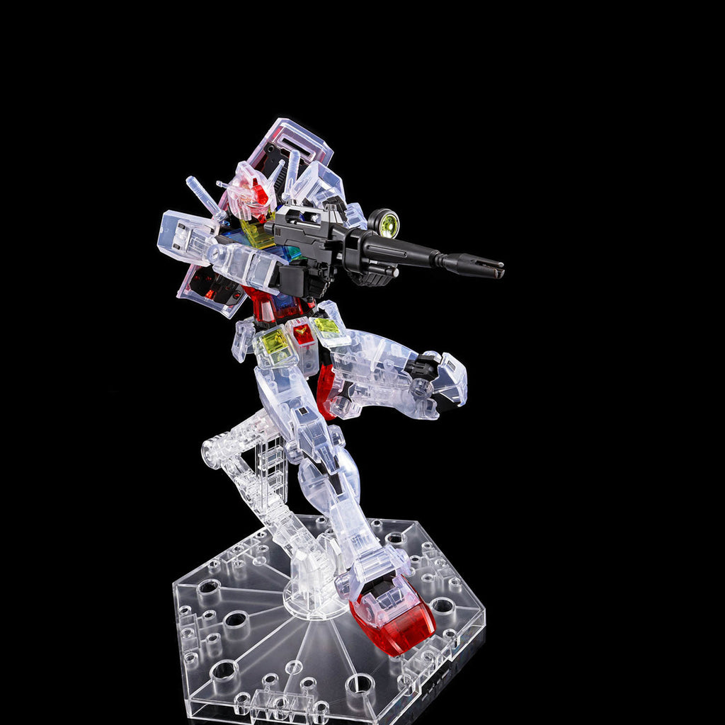 RX-78-2 Gundam Beyond Global Clear Color - Gundam - HG 1/144 - Bandai