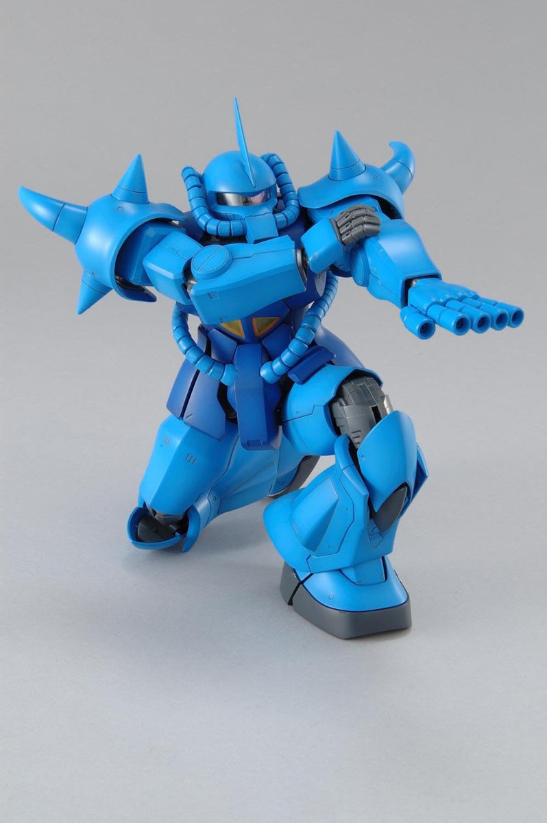 MS-07B Gouf Ver 2.0 - Gundam - MG 1/100 - Bandai – Iron Studios Brasil
