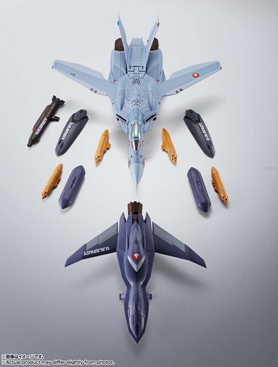 Figura VF-0A Phoenix Shin Kudo Use and QF-2200D-B Ghost - Macross Zero - Hi Metal R - Bandai