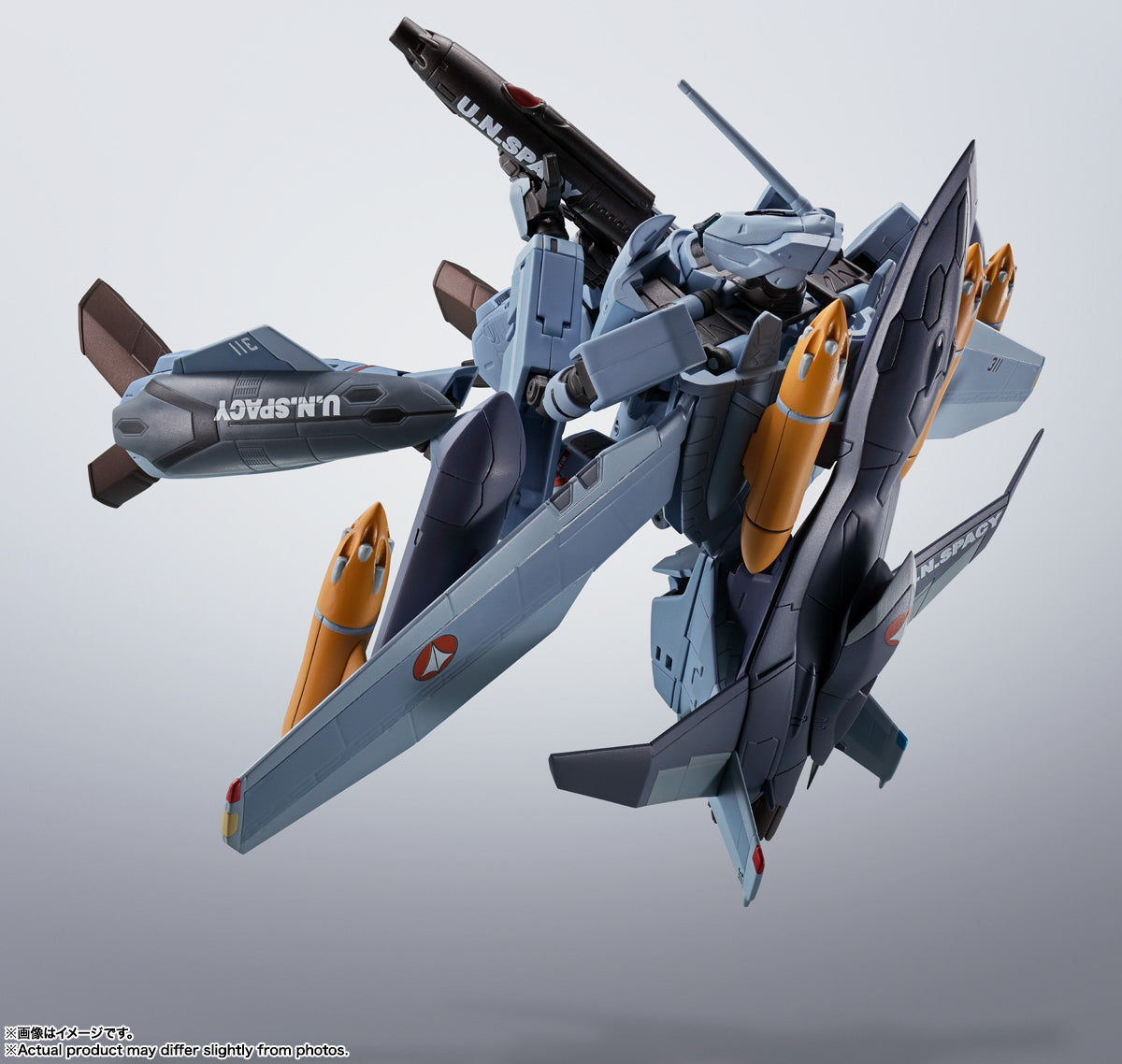 Figura VF-0A Phoenix Shin Kudo Use and QF-2200D-B Ghost - Macross
