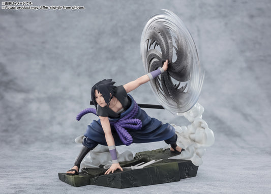 Estátua Sasuke Uchiha The Light and Dark of The Mangekyo Sharingan - Naruto Shippuden - Figuarts Zero - Bandai