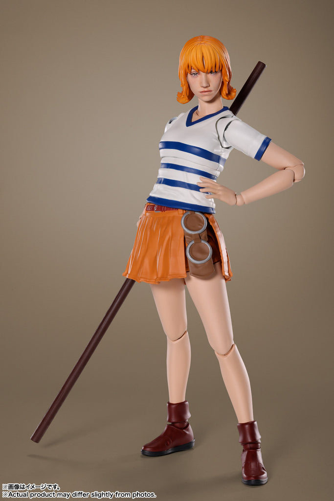 Figura Nami - Netflix Serie One Piece - S.H.Figuarts - Bandai