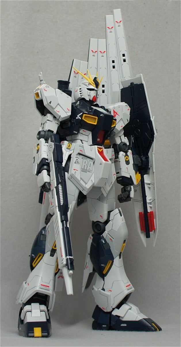 Nu Gundam Ver KA - Gundam - MG 1/100 - Bandai