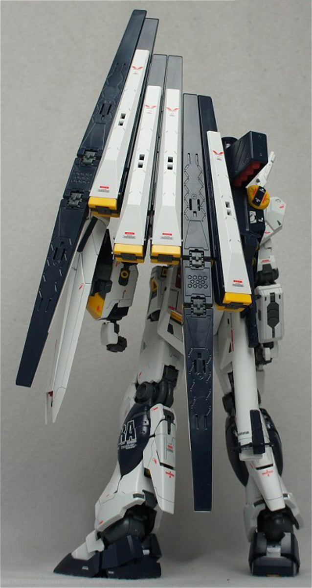 Nu Gundam Ver KA - Gundam - MG 1/100 - Bandai