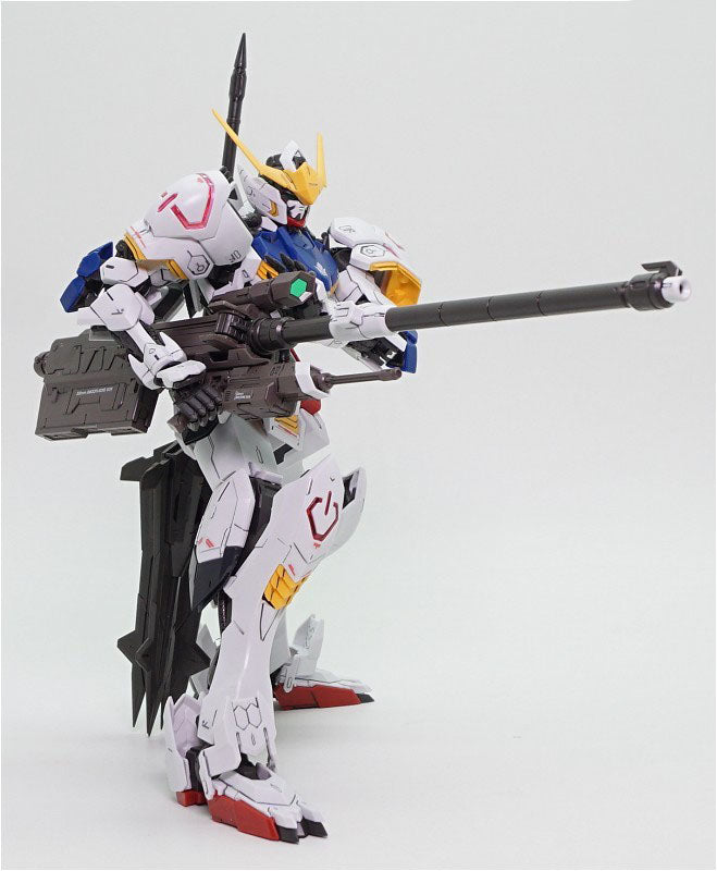 Model Kit Gundam Barbatos - Gundam - MG 1/100 - Bandai
