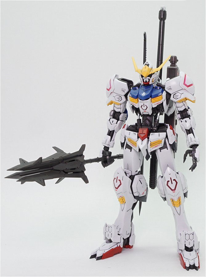 Model Kit Gundam Barbatos - Gundam - MG 1/100 - Bandai