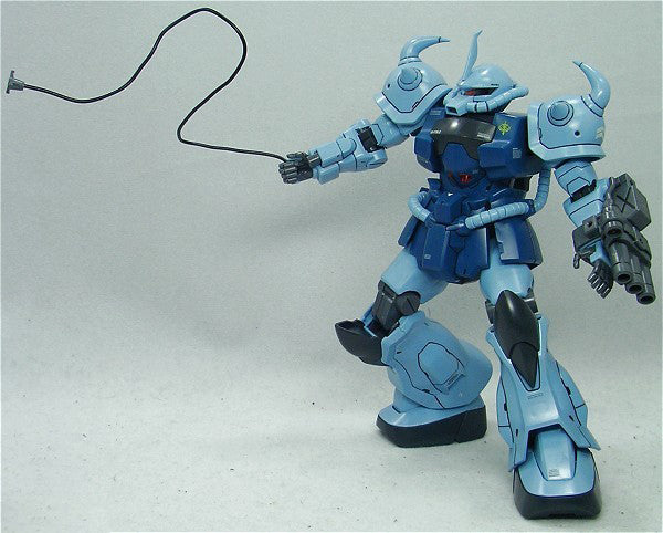 MS-07B3 Gouf Custom - Gundam - MG 1/100 - Bandai