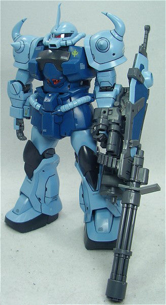 MS-07B3 Gouf Custom - Gundam - MG 1/100 - Bandai