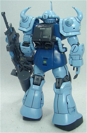MS-07B3 Gouf Custom - Gundam - MG 1/100 - Bandai