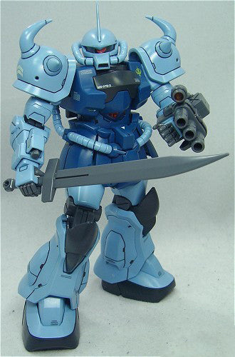 MS-07B3 Gouf Custom - Gundam - MG 1/100 - Bandai