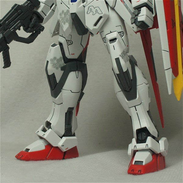 Aile Strike Gundam Ver. RM - Gundam - MG 1/100 - Bandai