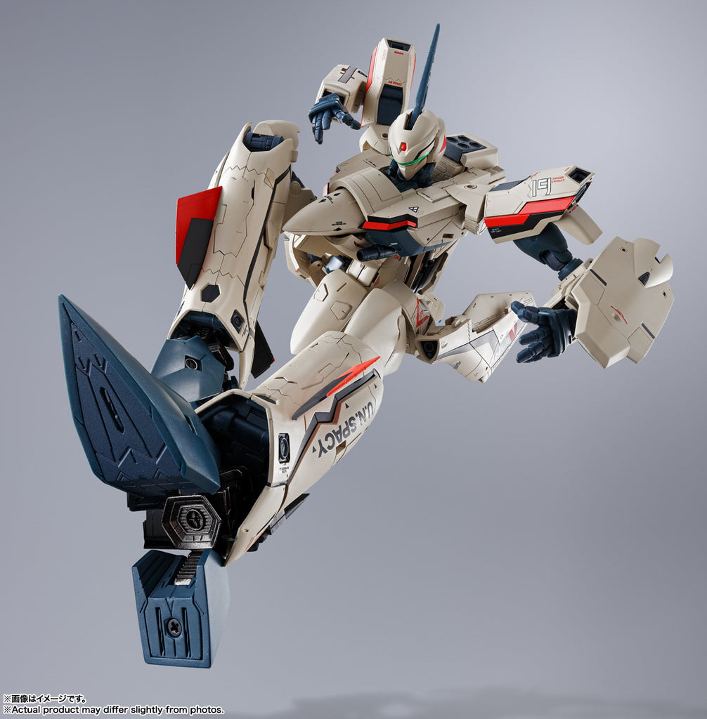 FIgura YF-19 Excalibur Isamu Alva Dyson Use - Macross Plus - DX Chogokin - Bandai