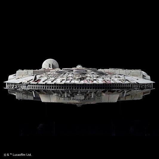 Millennium Falcon Star Wars The Rise of Skywalker - Star Wars - 1/144 Scale - Bandai