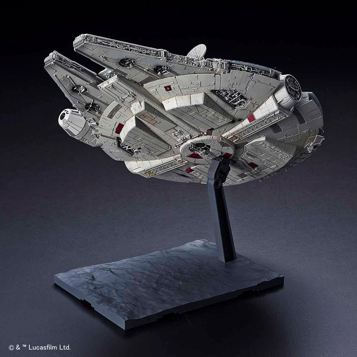 Millennium Falcon Star Wars The Rise of Skywalker - Star Wars - 1