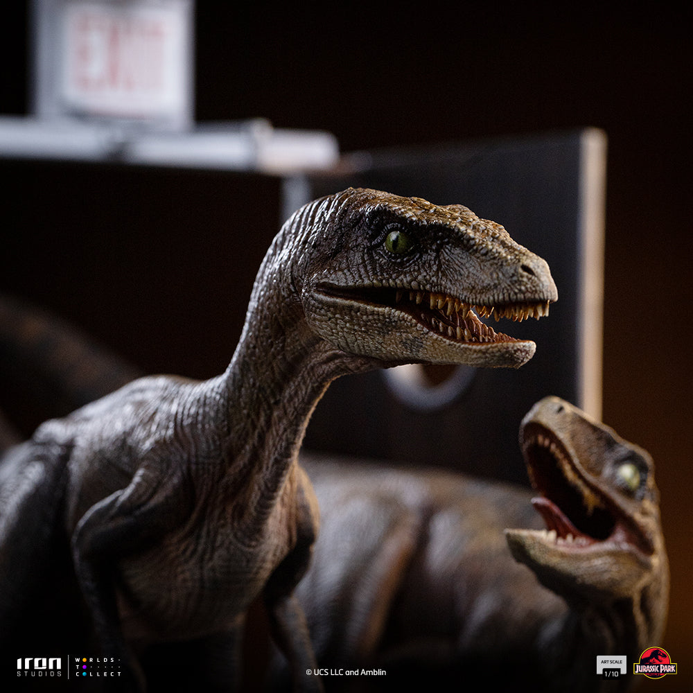 Voucher Pré-venda - Estátua Raptors at the Kitchen’s Door – Jurassic Park – Art Scale 1/10 – Iron Studios