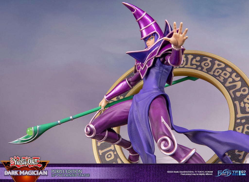Estátua Mago Negro - Yu Gi Oh - Standard Purple Edition - First 4 Figures