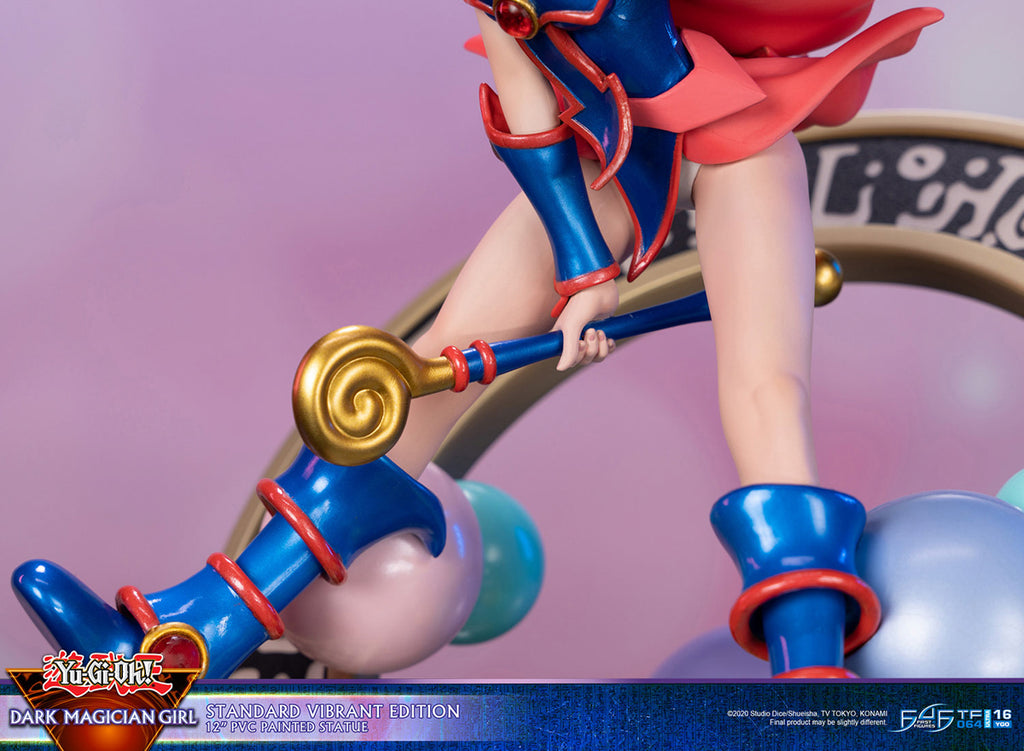 Estátua Maga Negra Vibrant Edition - Yu Gi Oh - Standard Edition - First 4 Figures