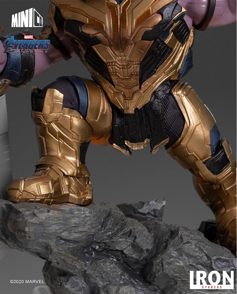 Estátua Thanos - Avengers: Endgame - MiniCo - Iron Studios