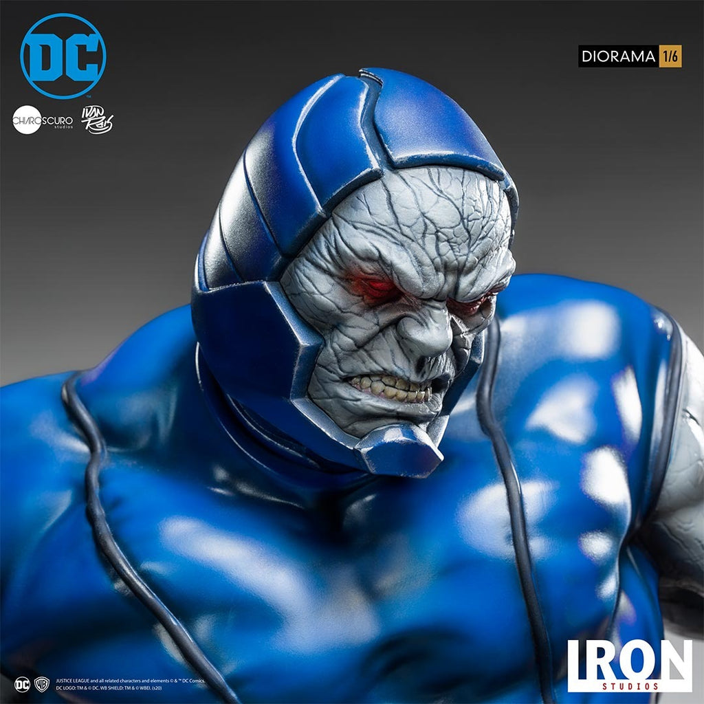 Diorama Wonder Woman VS Darkseid 1/6 - DC Comics By Ivan Reis - Iron Studios