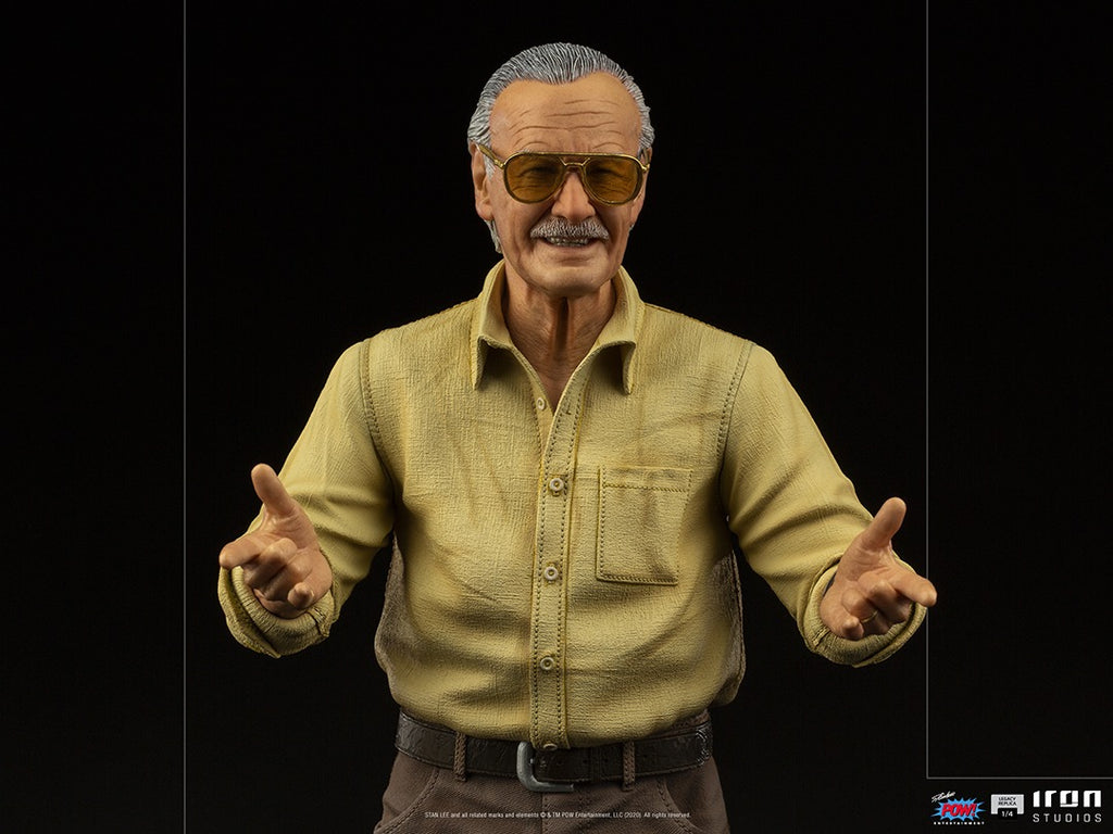 Estátua Stan Lee - Pow! - Legacy Replica 1/4 - Iron Studios