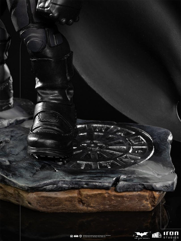 Estátua Batman - The Dark Knight - MiniCo - Iron Studios