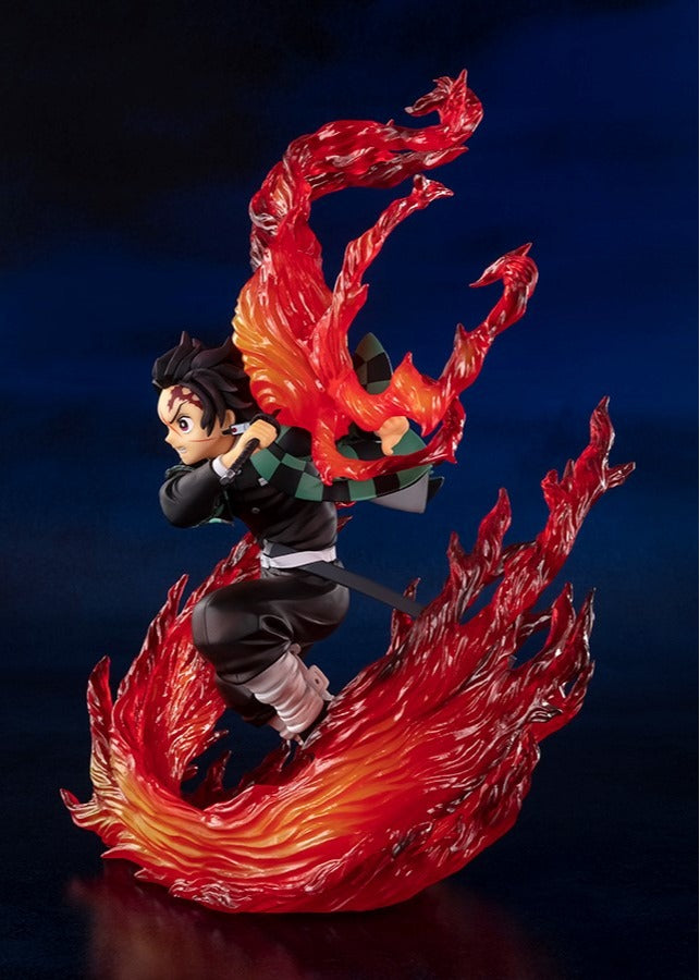 Estátua Tanjiro Kamado (Hinokami Kagura) - Demon Slayer - FiguartsZERO - Bandai